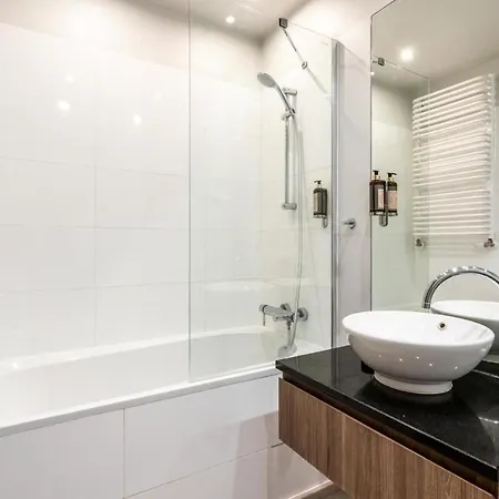 Lägenhet Urban Chic - One Bedroom - Luxury Stays&wronia118 Warszawa