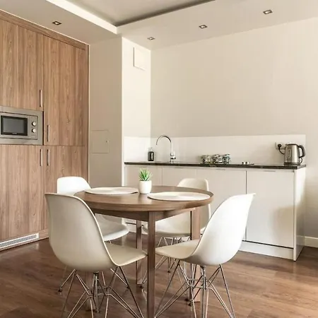 Urban Chic - One Bedroom - Luxury Stays&wronia118 Lägenhet *