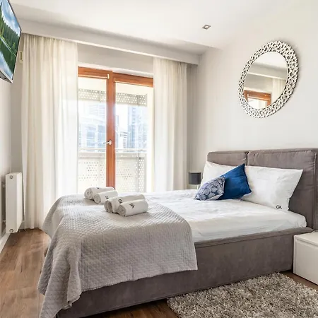 Urban Chic - One Bedroom - Luxury Stays&wronia118 Apartamento Varsóvia
