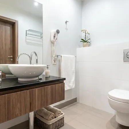 Urban Chic - One Bedroom - Luxury Stays&wronia118 Varsóvia